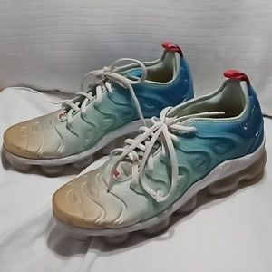 Nike Airmax VaporMax Plus shoes